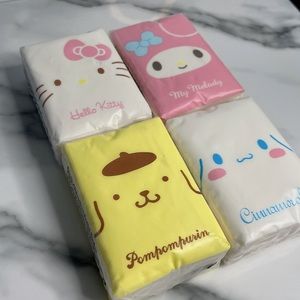 🍬2/$15 NEW Sanrio Mini Tissues (4 Pack)